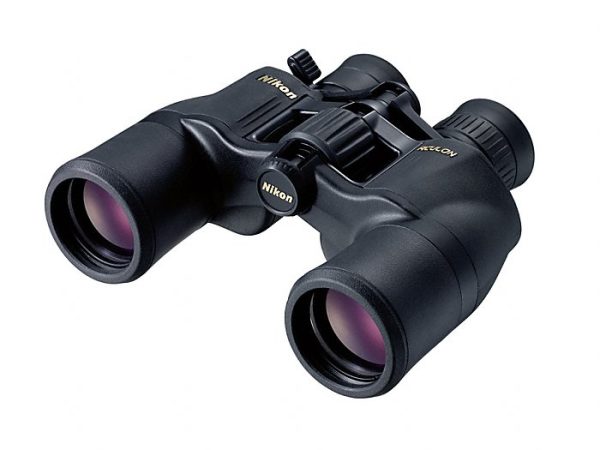 Binocolo Nikon 8-18x42 Aculon A211 | Teleskopshop.ch