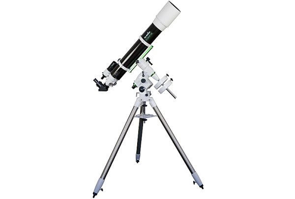 Telescopio Skywatcher Evostar 120 con montatura EQ5