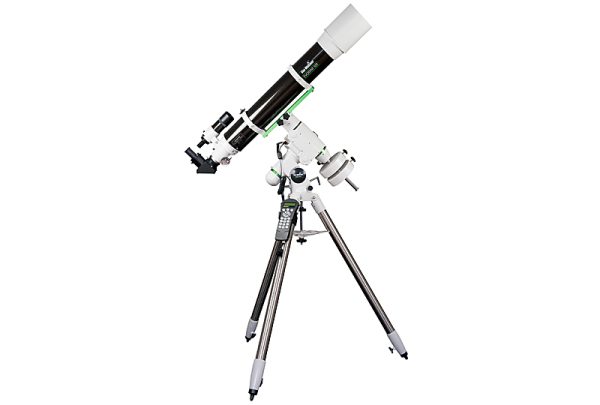 Skywatcher Teleskop Evostar 120 mit HEQ5 Pro SynScan™ Montierung | Teleskopshop.ch